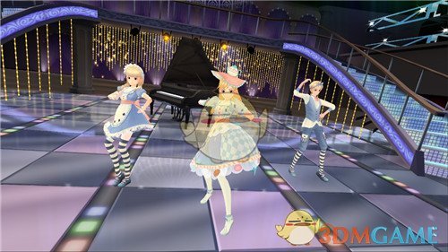 张柏芝回应三胎生父，大方晒合照